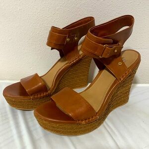 UGG wedge platform sandals, size 7.5